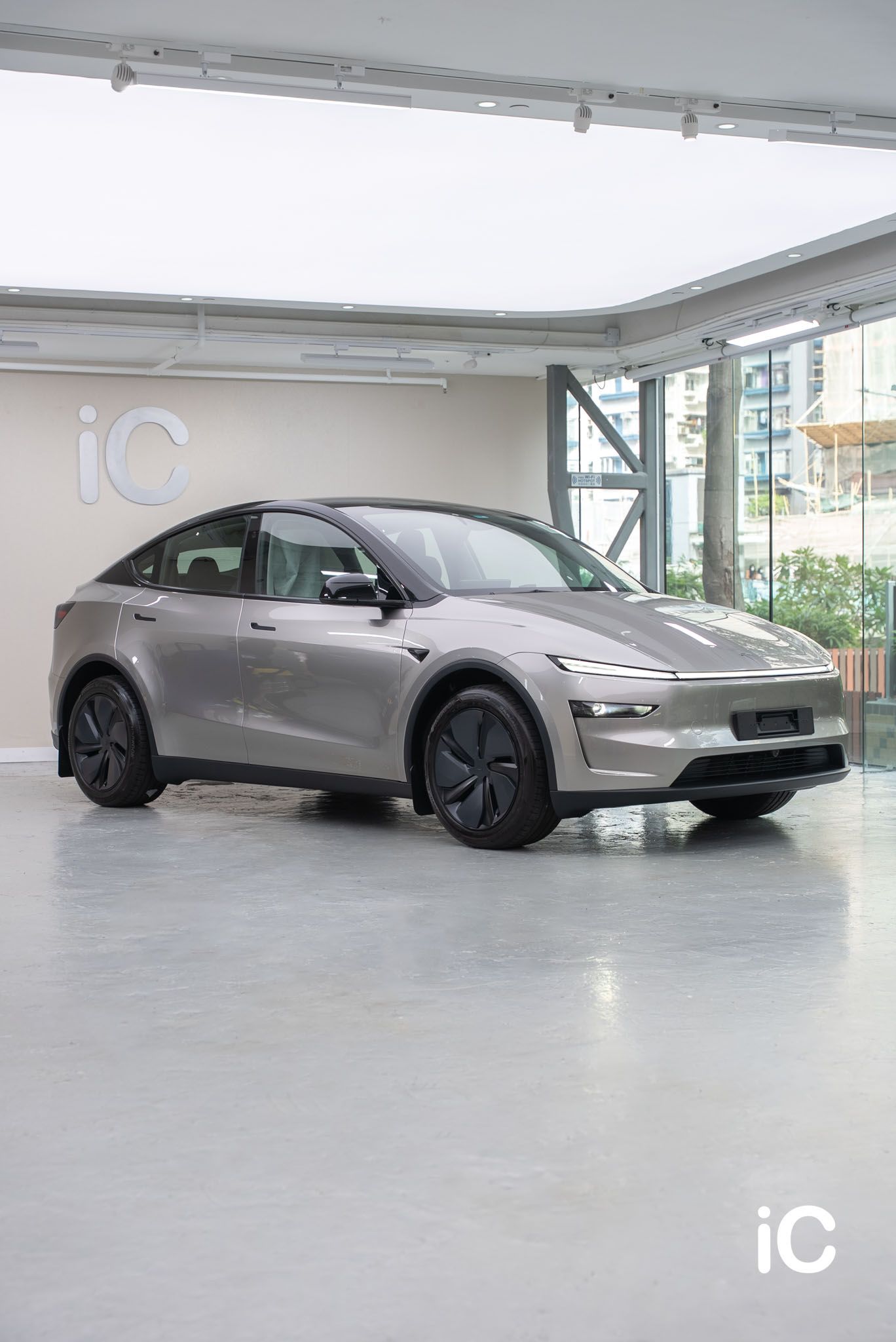 Tesla Model Y 轉色 PPF 施工作品