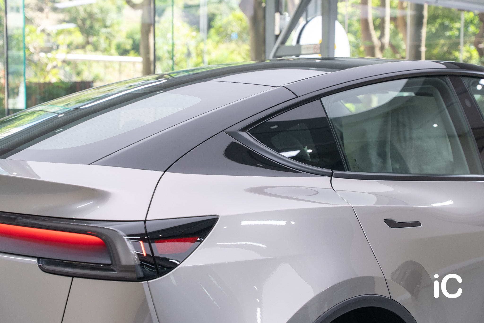 Tesla Model Y 轉色 PPF 施工作品