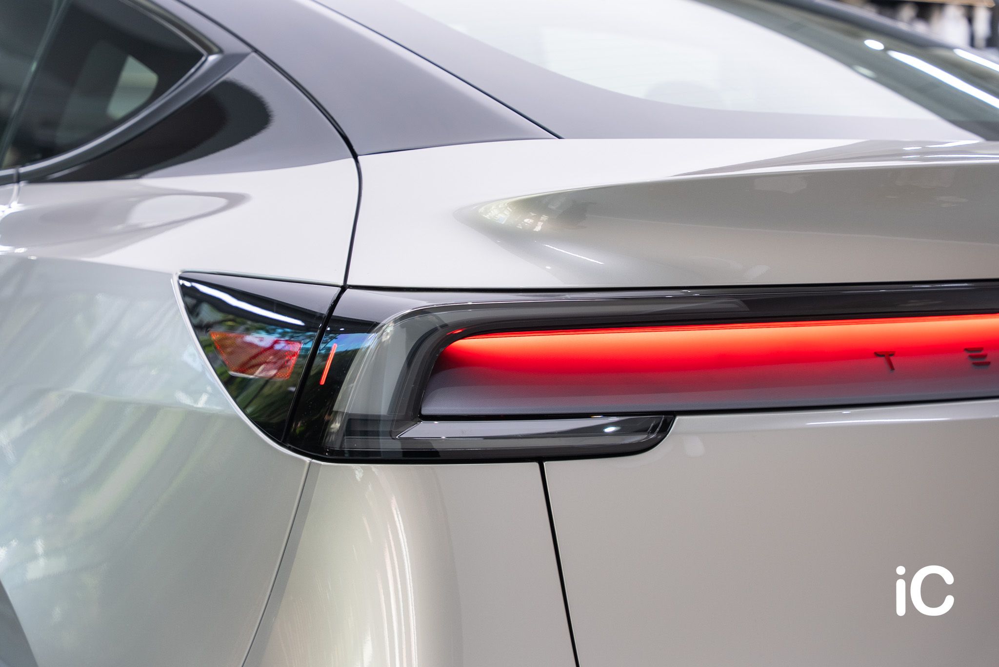 Tesla Model Y 轉色 PPF 施工作品