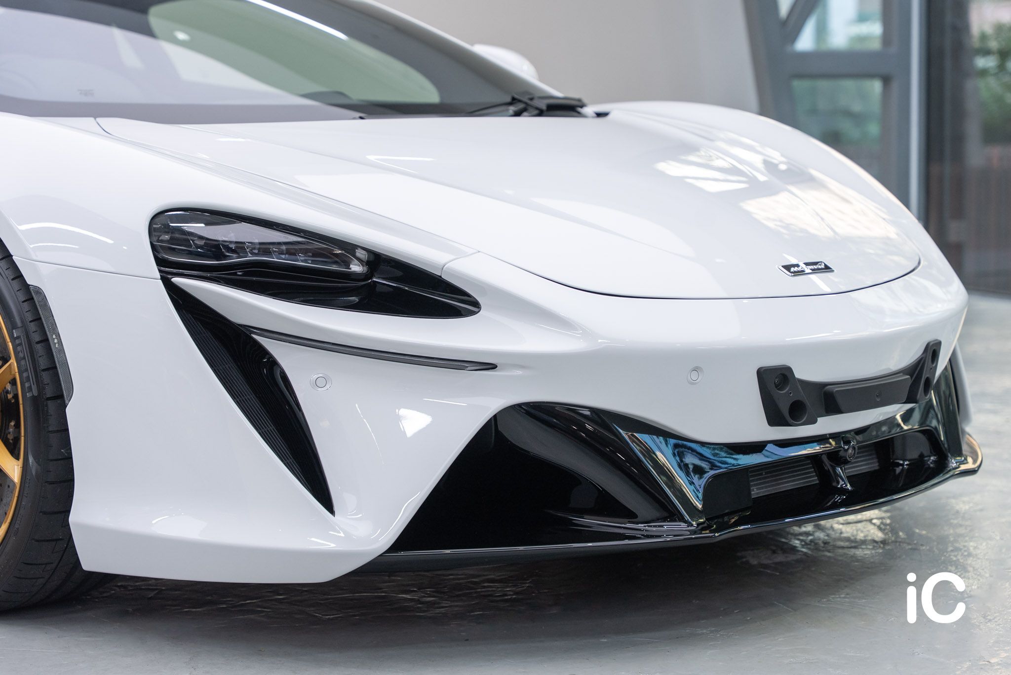 McLaren Artura 透明 PPF 施工作品