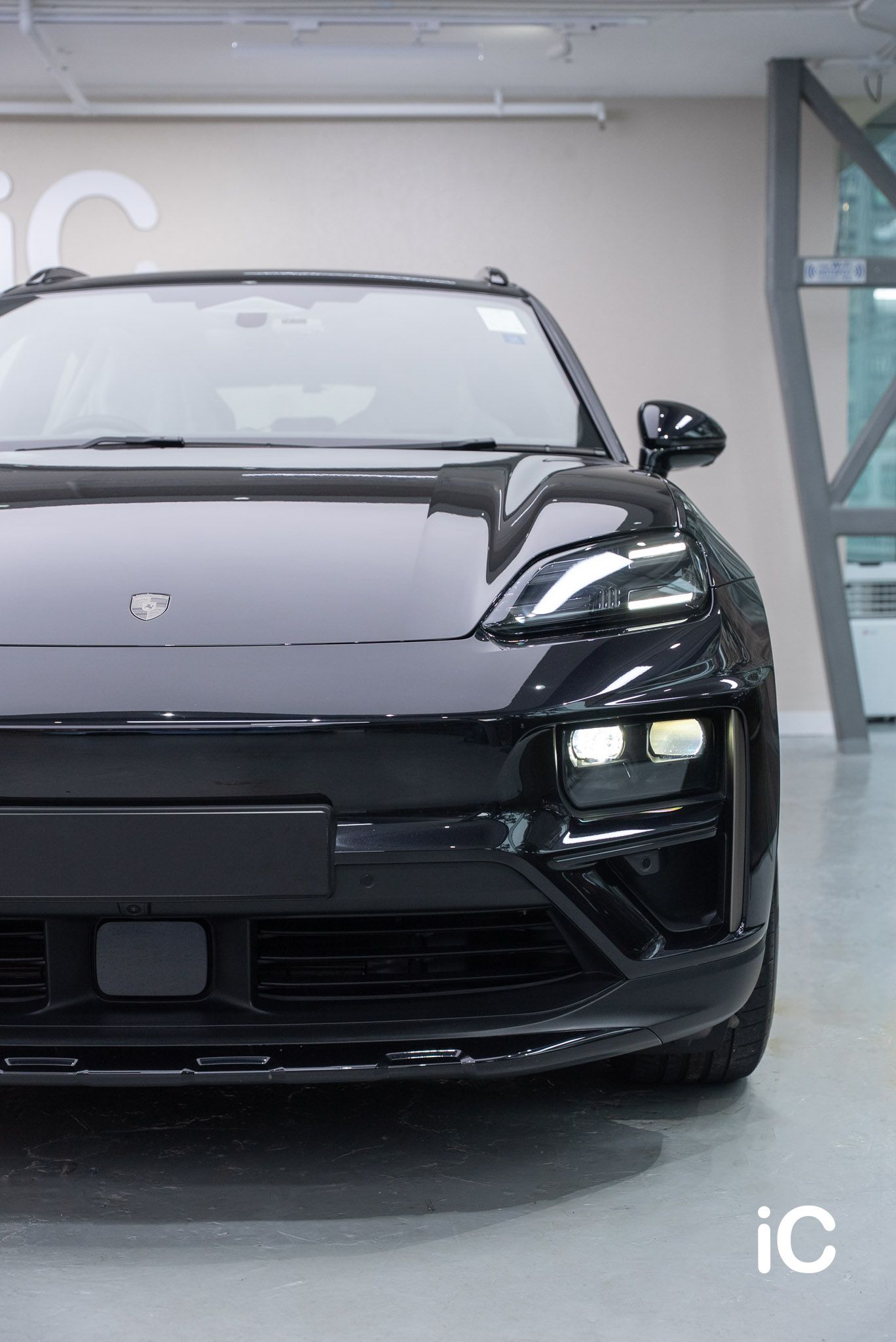 Porsche Macan Turbo 透明 PPF 施工作品