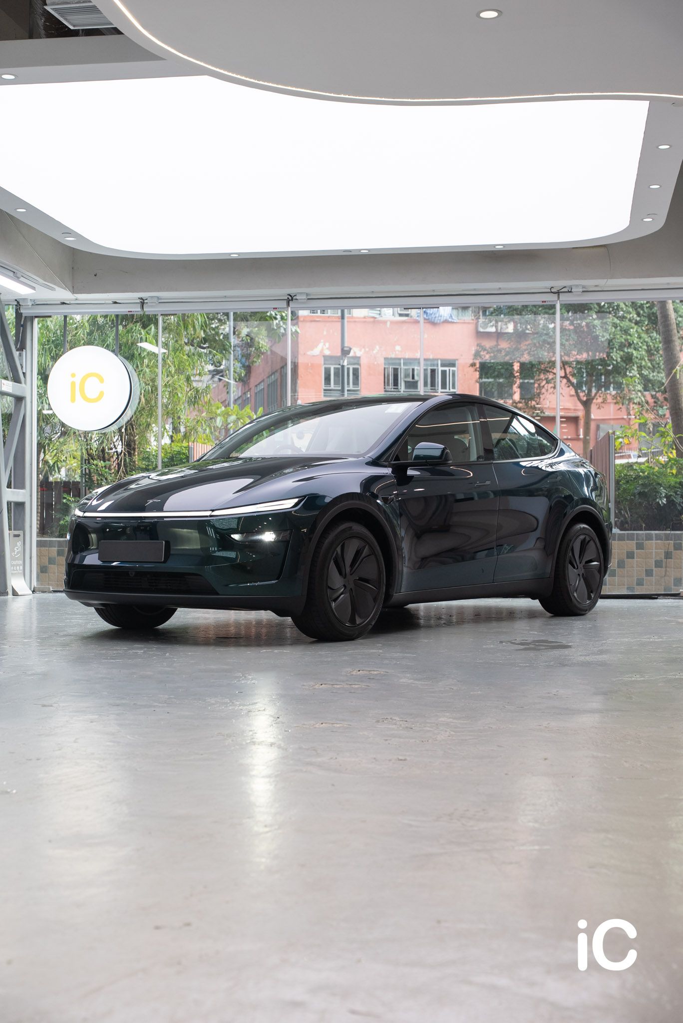 Tesla Model Y 轉色 PPF 施工作品