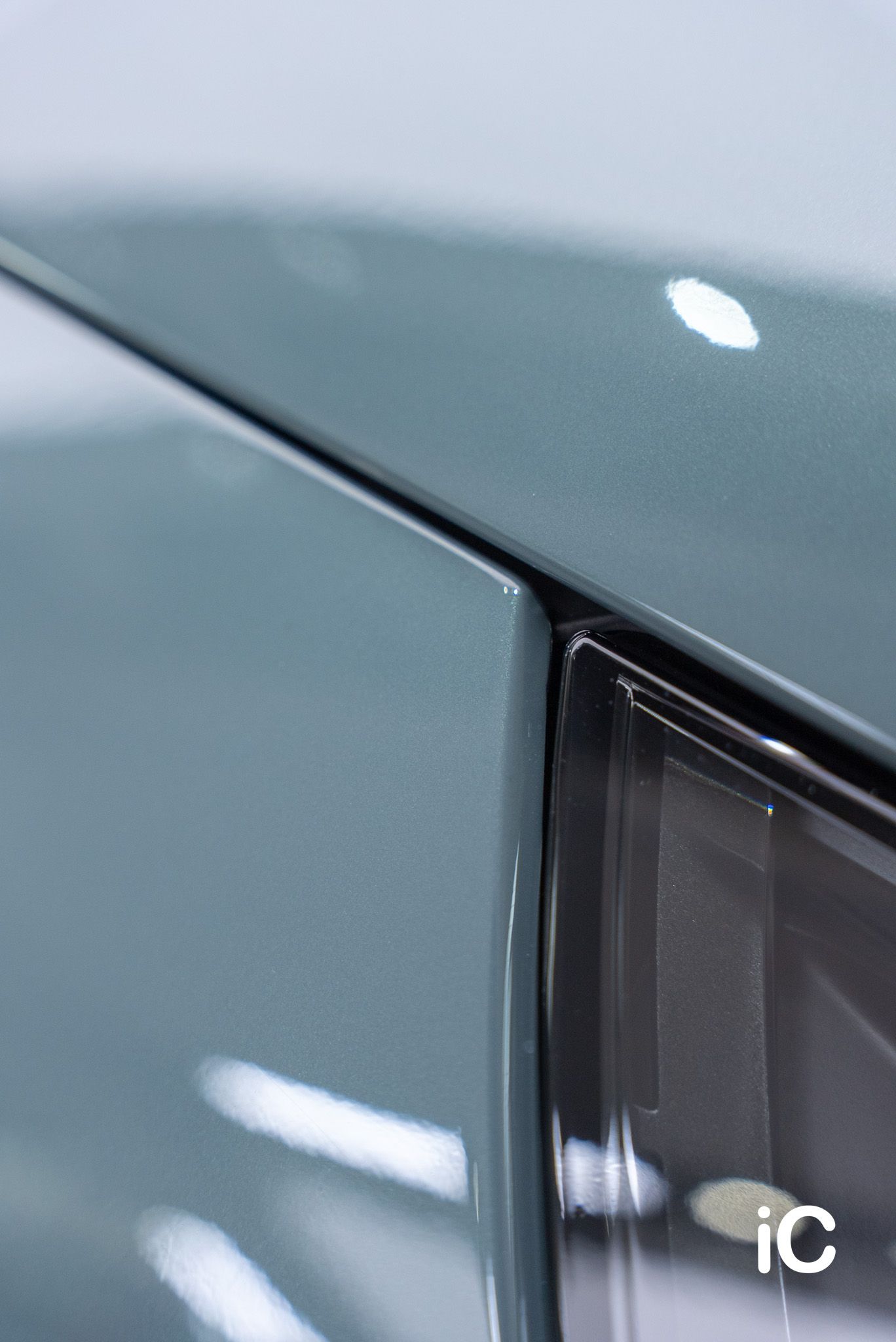 BMW iX2 透明 PPF 施工作品