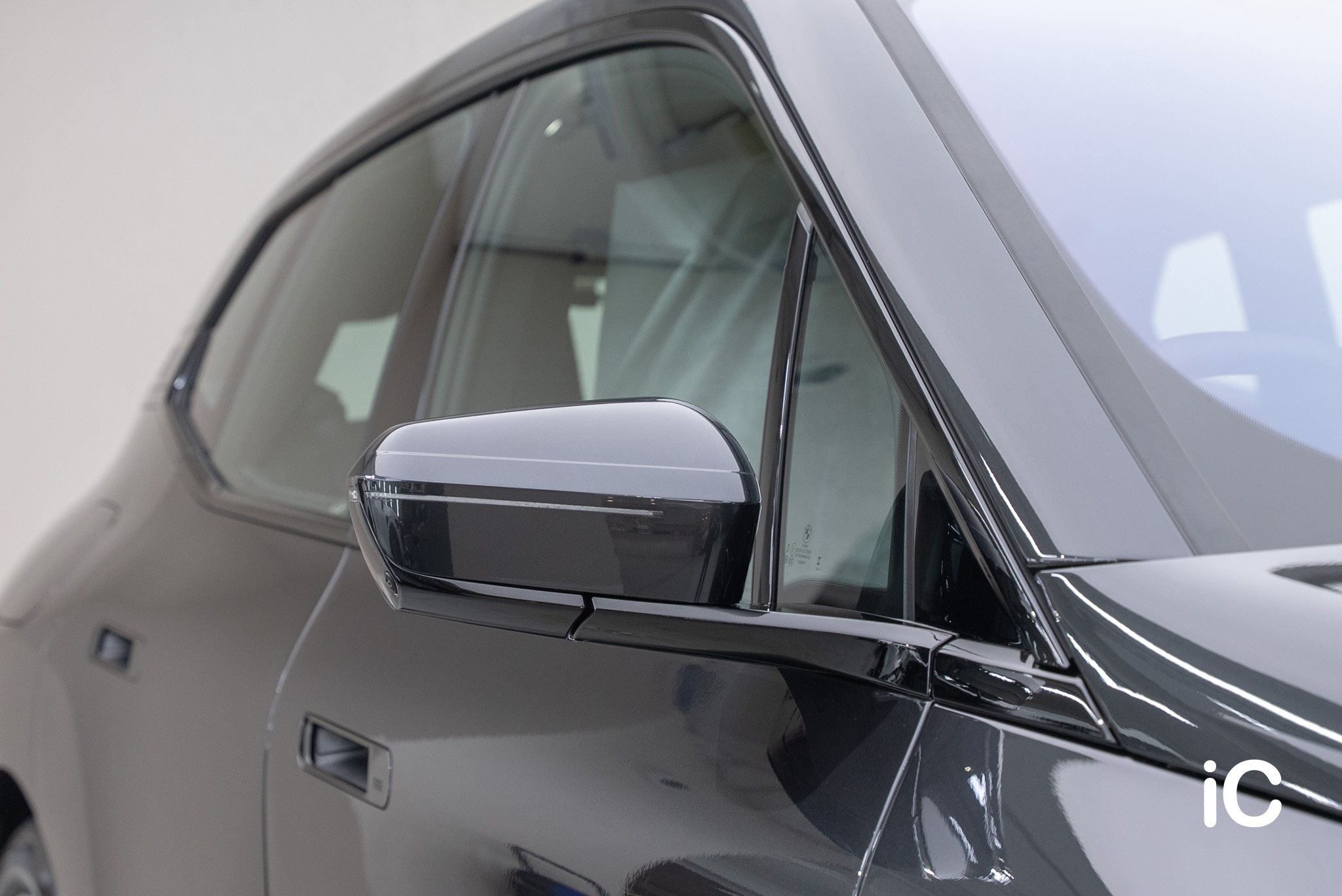 BMW iX 透明 PPF 施工作品