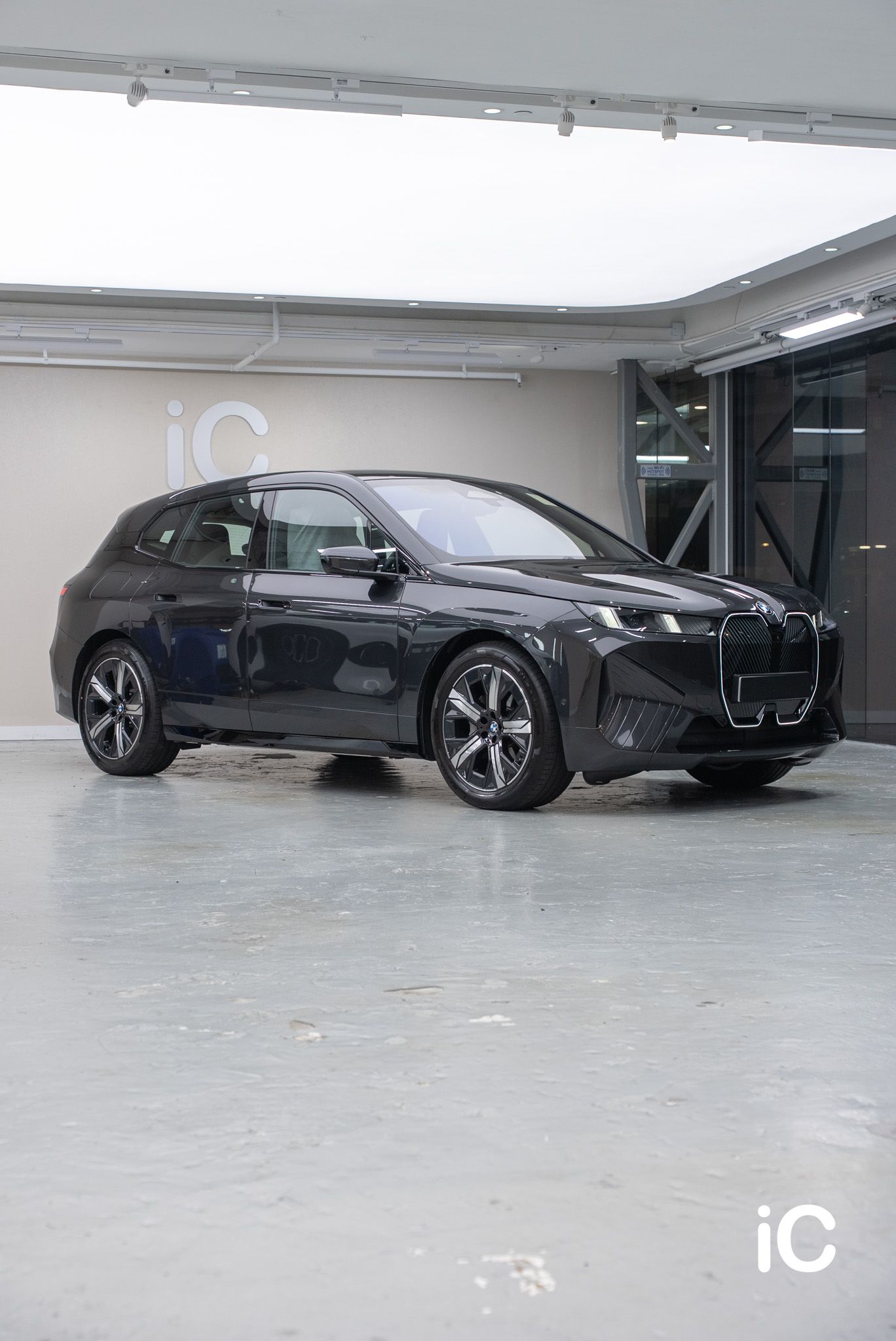 BMW iX 透明 PPF 施工作品