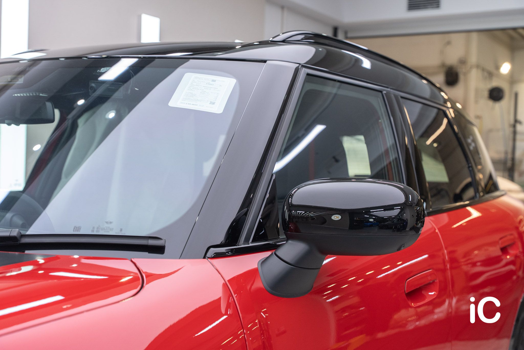 MINI Countryman (JCW Style) 鍍膜 施工作品