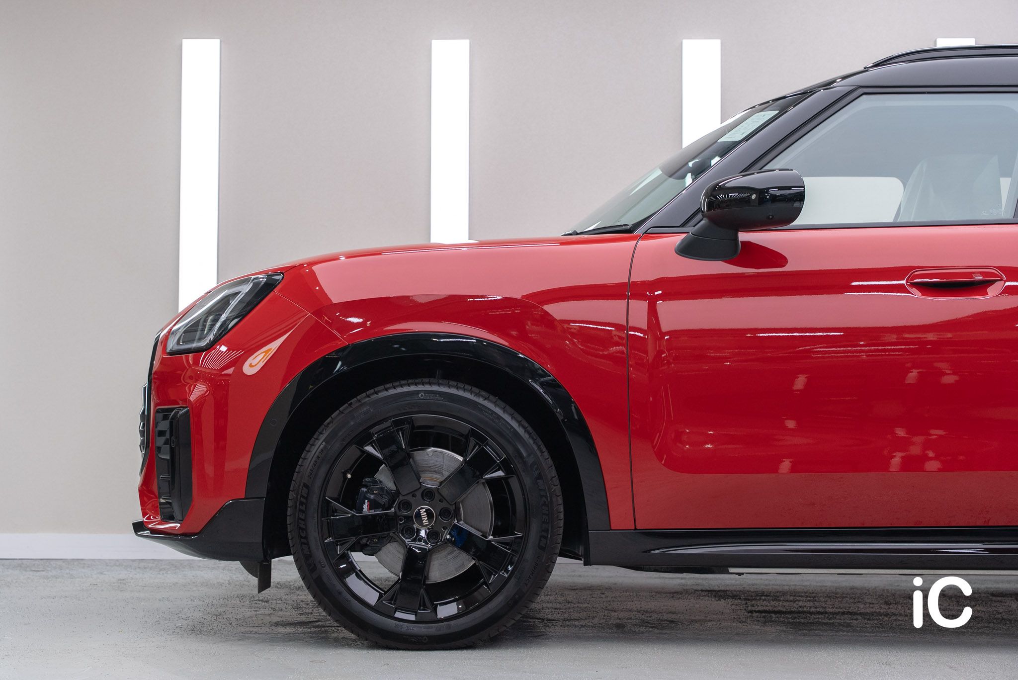 MINI Countryman (JCW Style) 鍍膜 施工作品