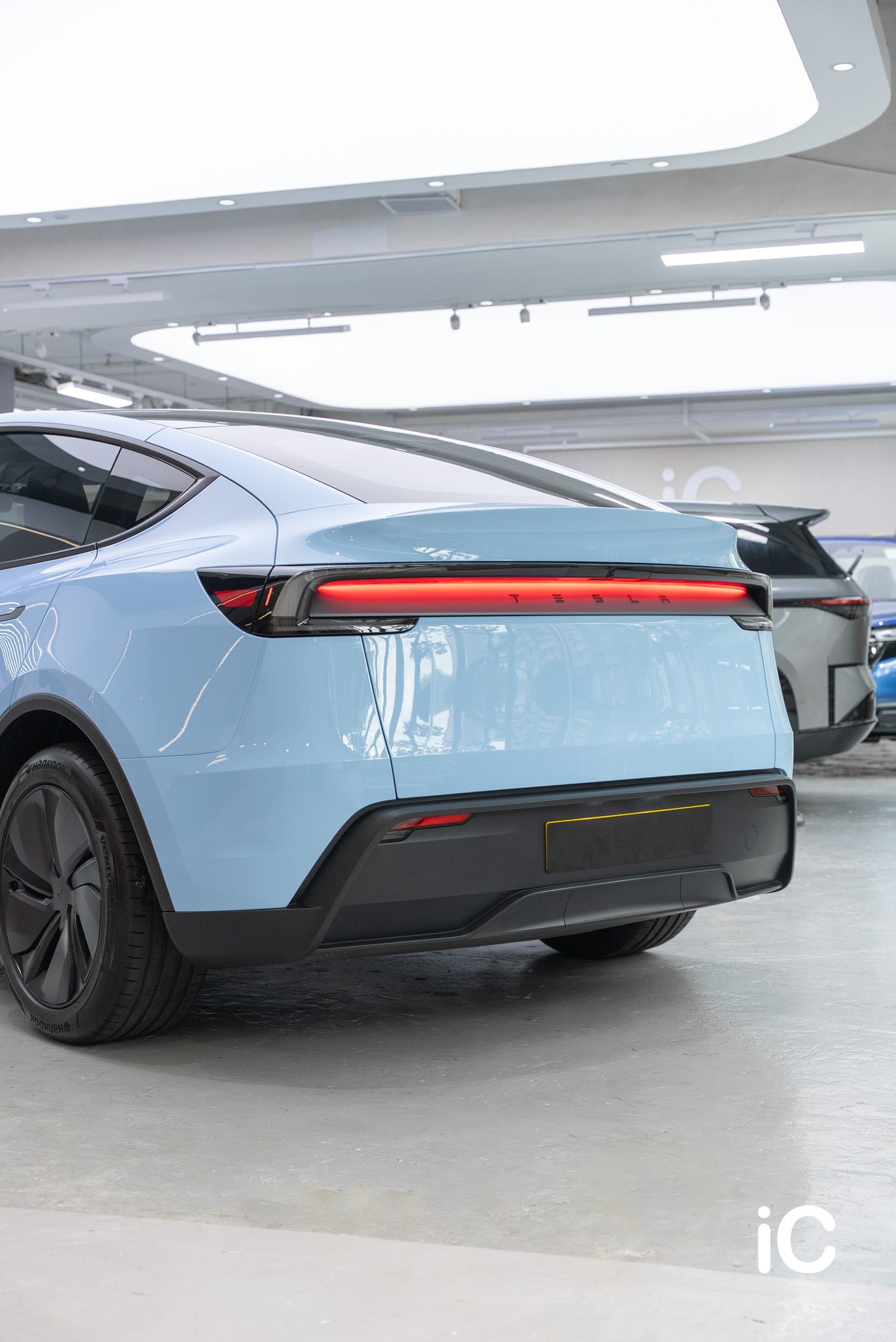 Tesla Model Y 轉色 PPF 施工作品