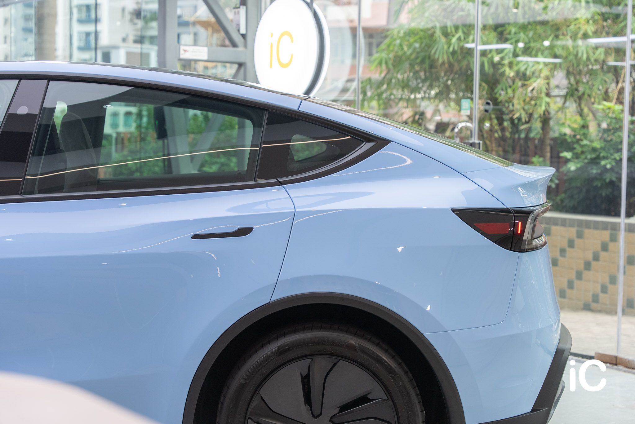 Tesla Model Y 轉色 PPF 施工作品