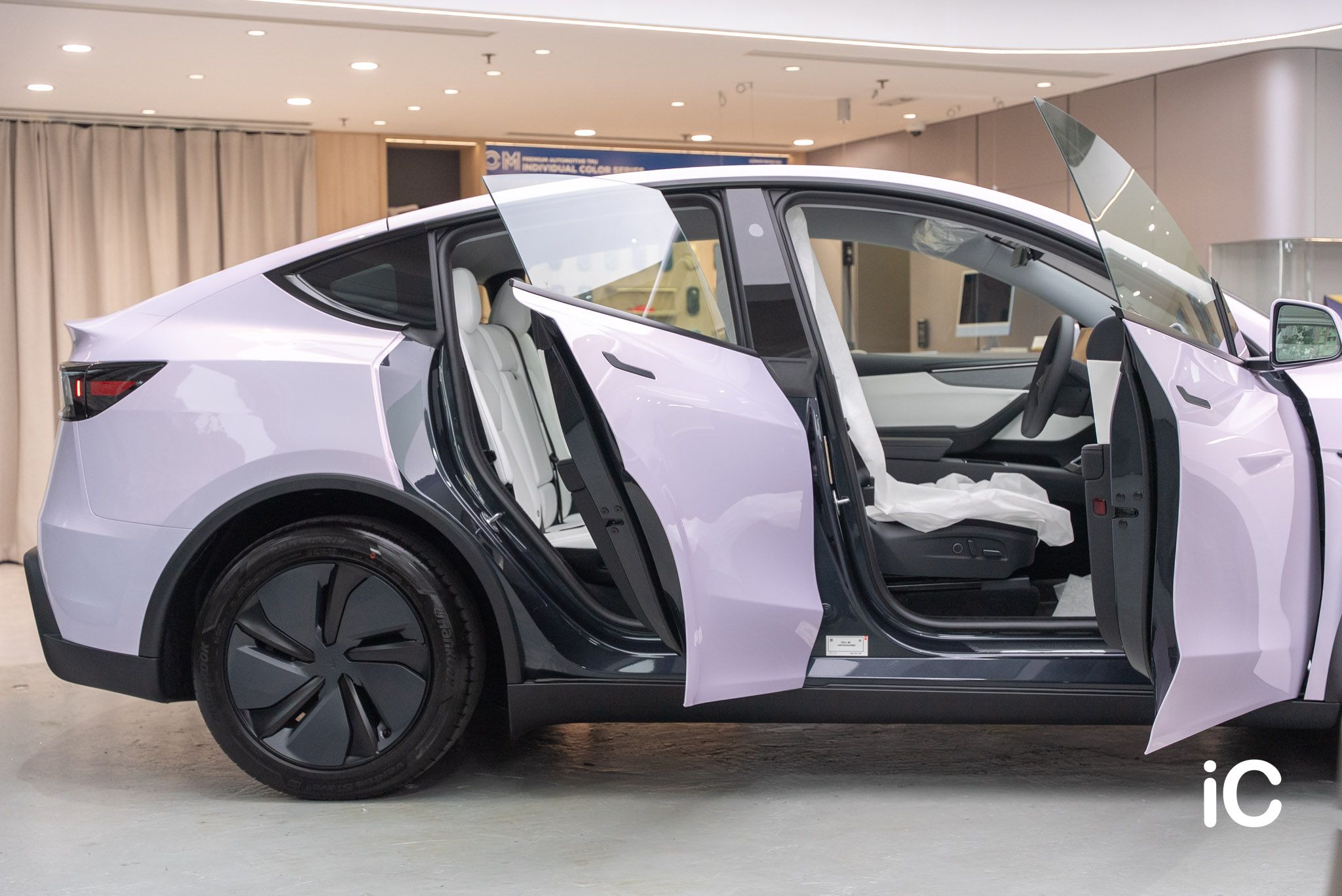 Tesla Model Y 轉色 PPF 施工作品