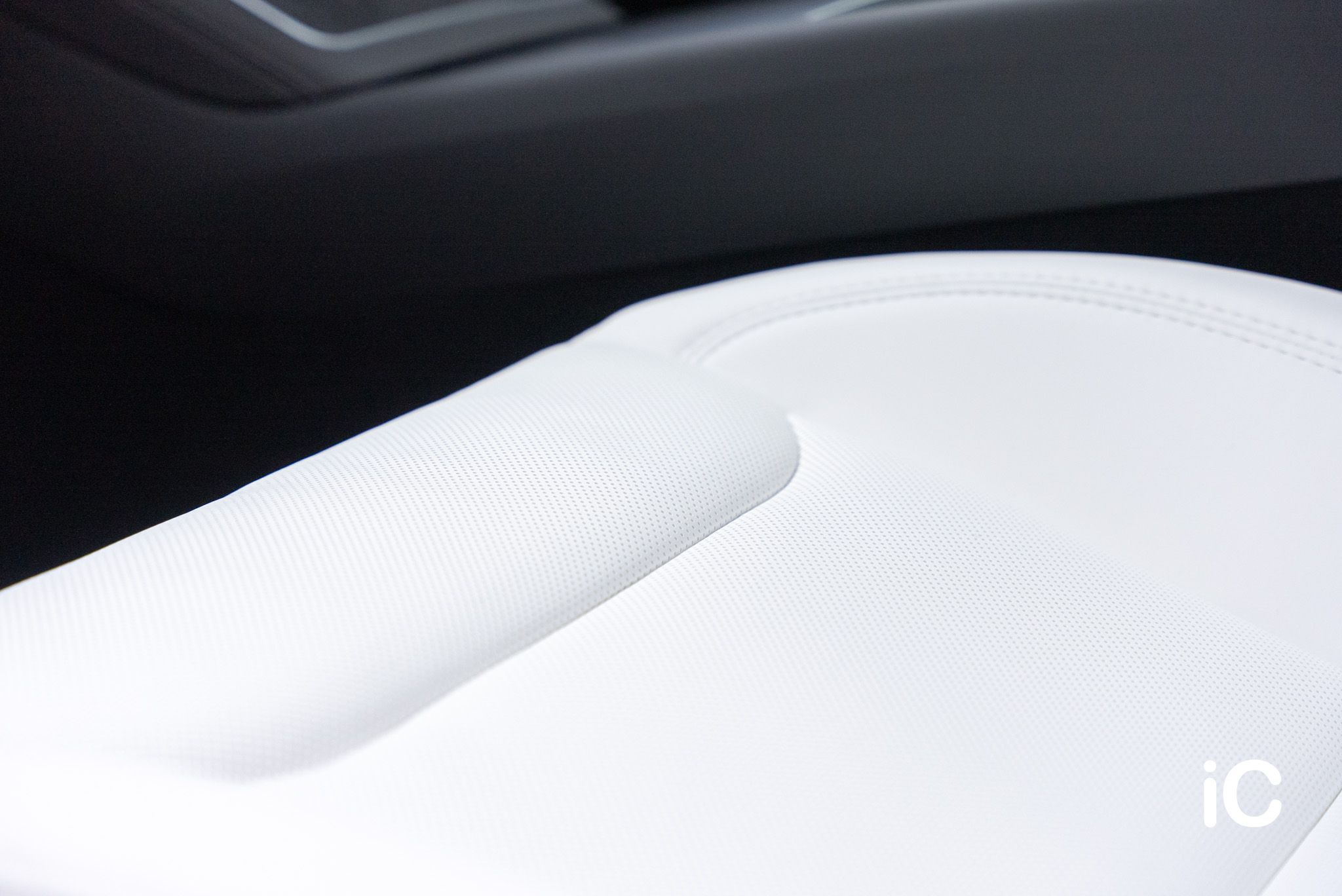 Tesla Model Y 轉色 PPF 施工作品
