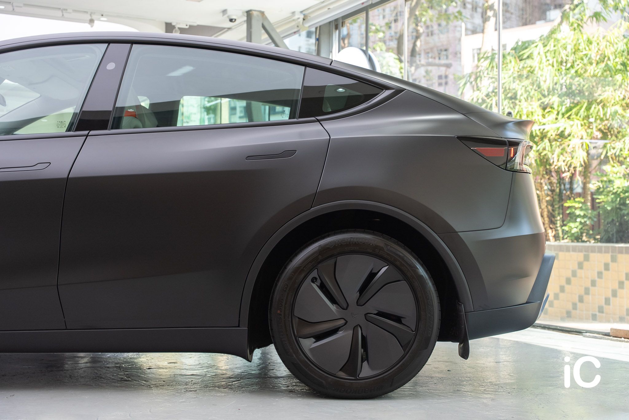 Tesla Model Y 轉色 PPF 施工作品