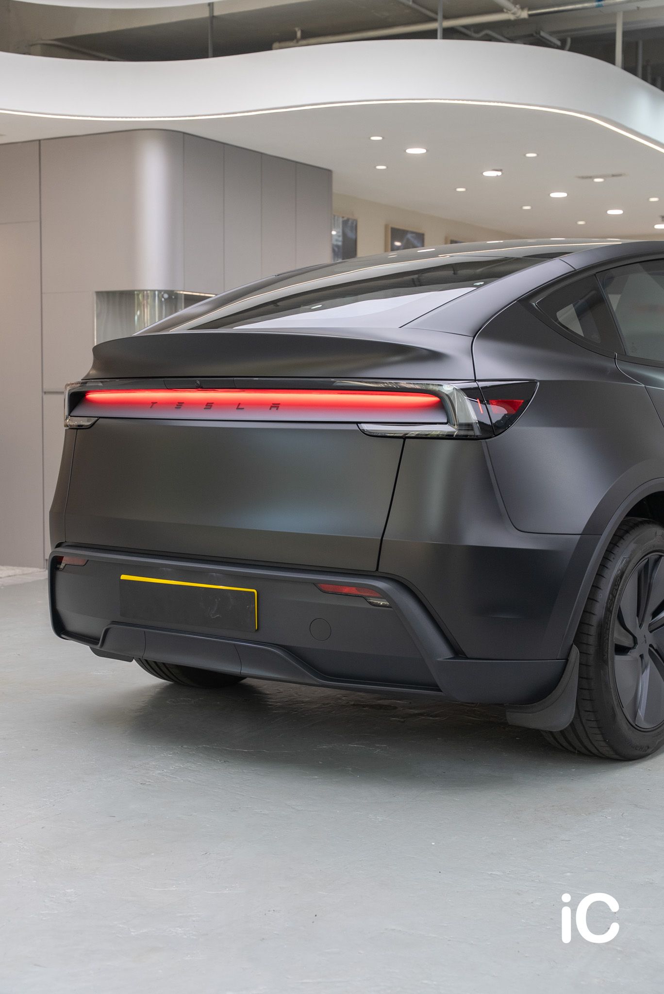 Tesla Model Y 轉色 PPF 施工作品