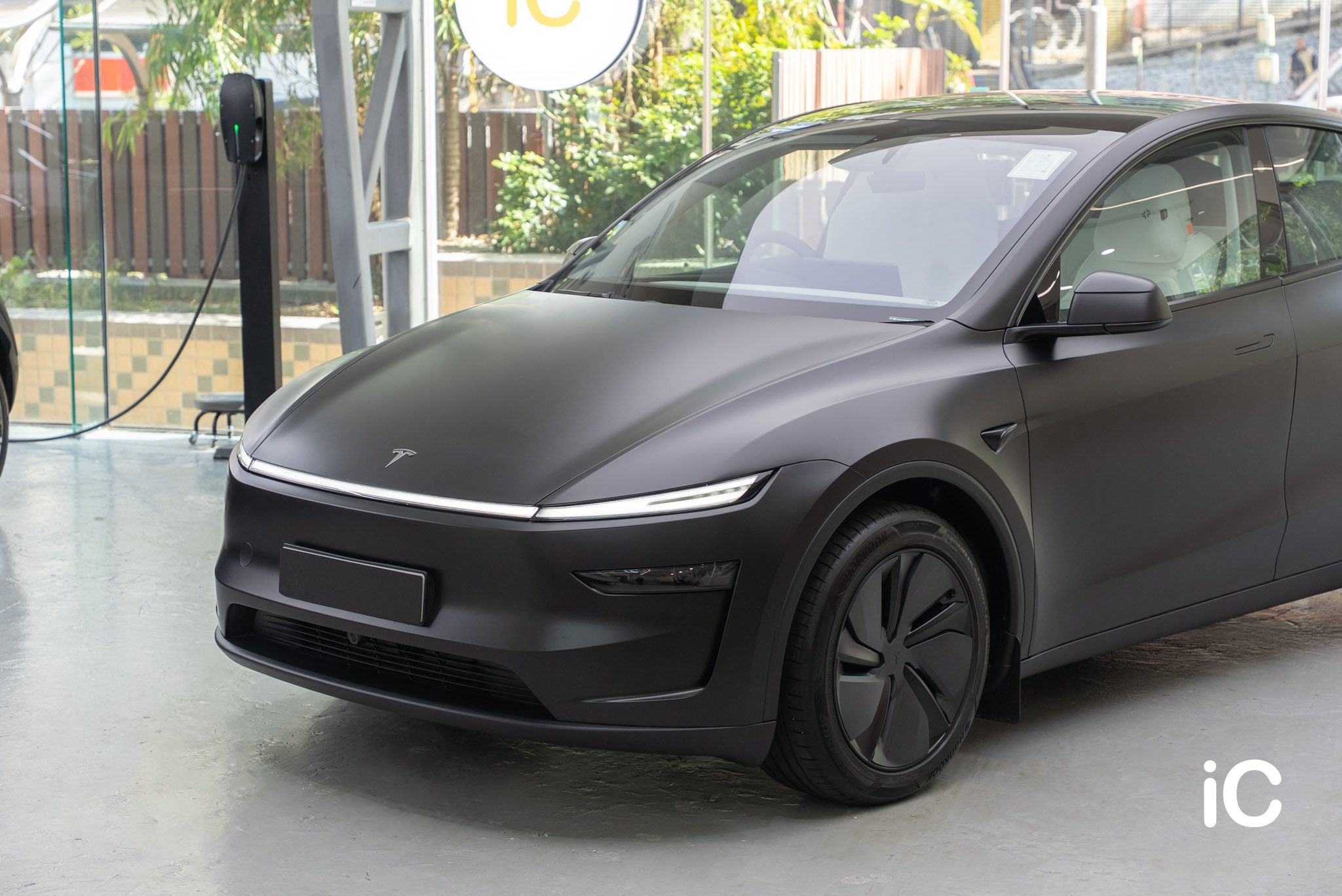 Tesla Model Y 轉色 PPF 施工作品