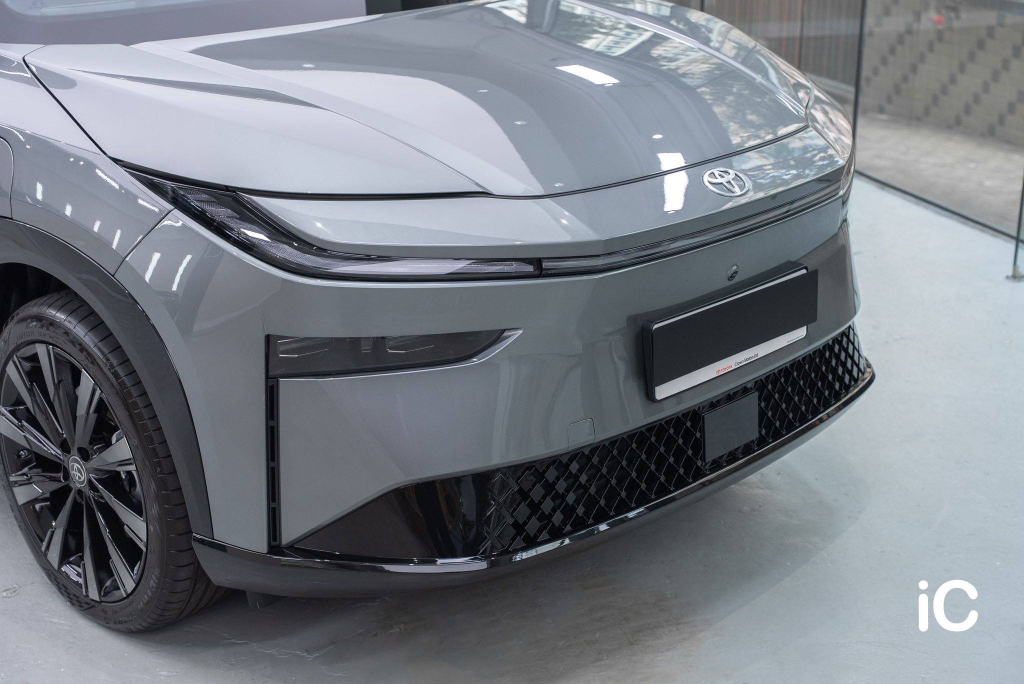 Toyota bZ3X 透明 PPF 施工作品
