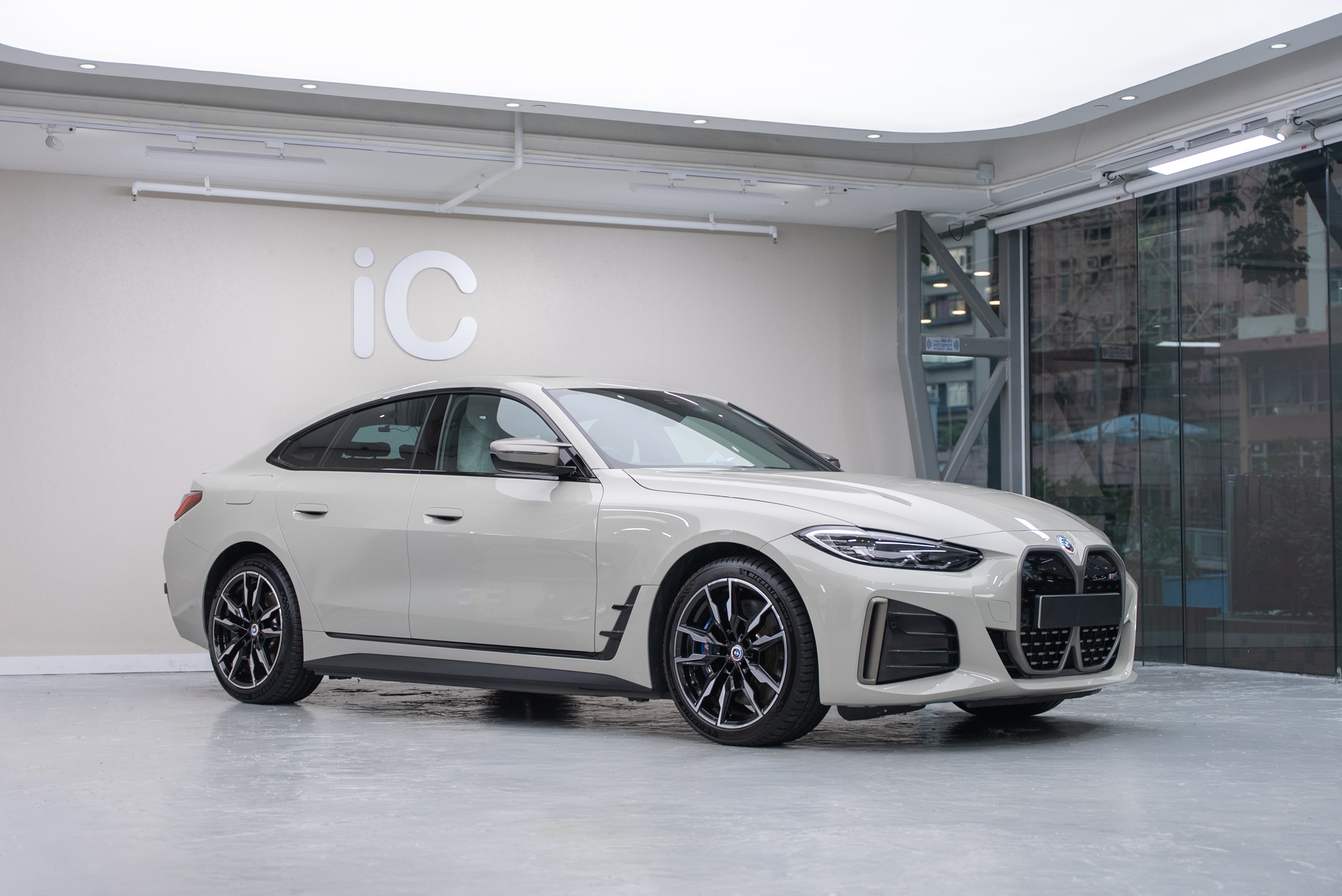 BMW i4 (M50) 轉色 PPF 施工作品