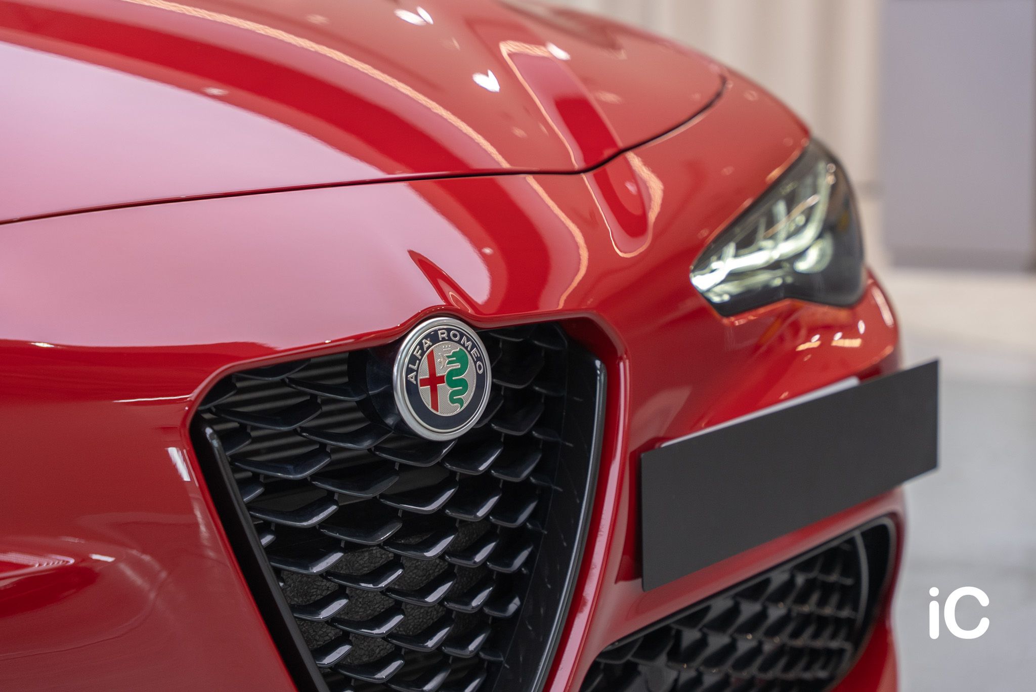 Alfa Romeo Giulia 透明 PPF 施工作品
