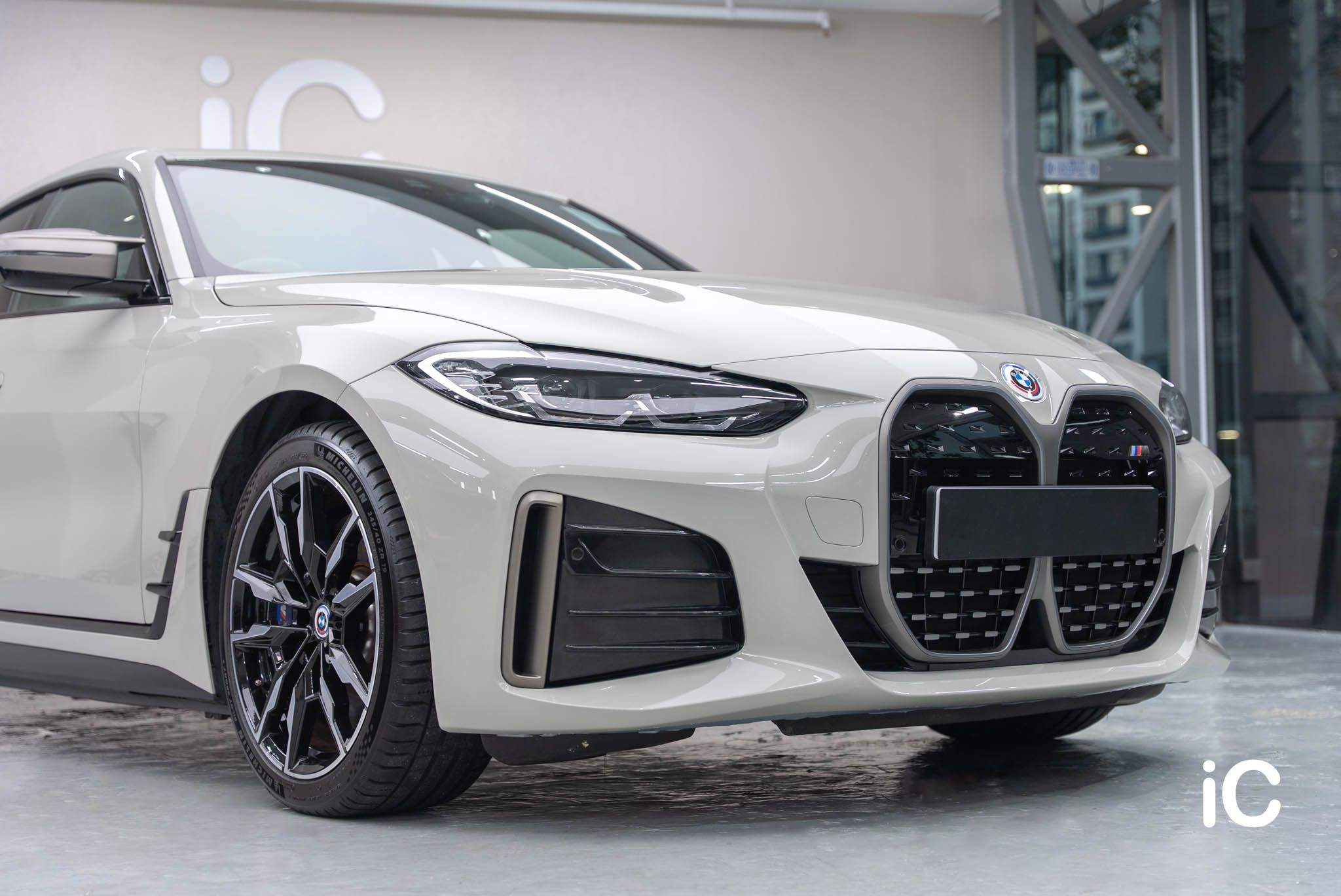 BMW i4 (M50) 轉色 PPF 施工作品