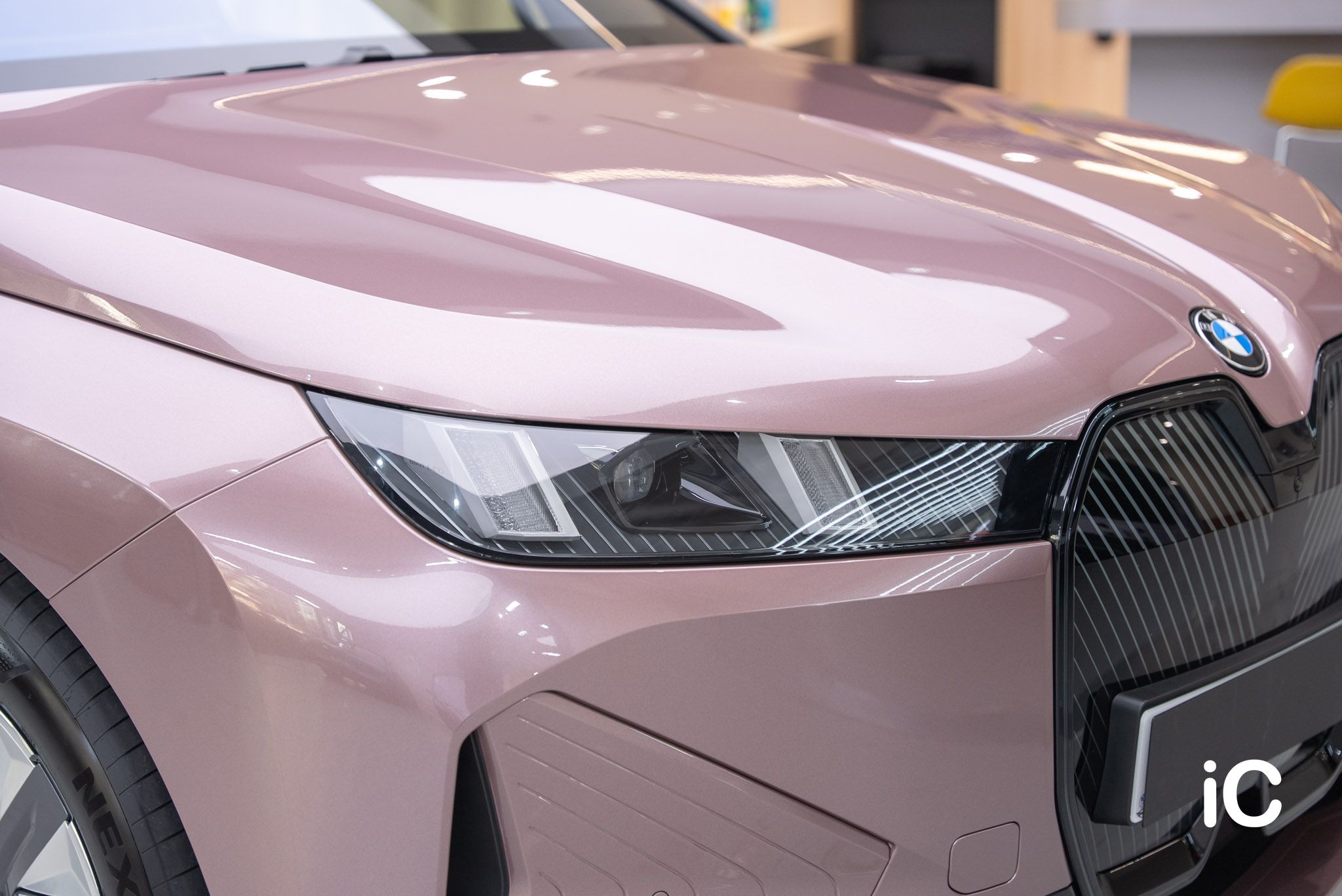 BMW iX 轉色 PPF 施工作品