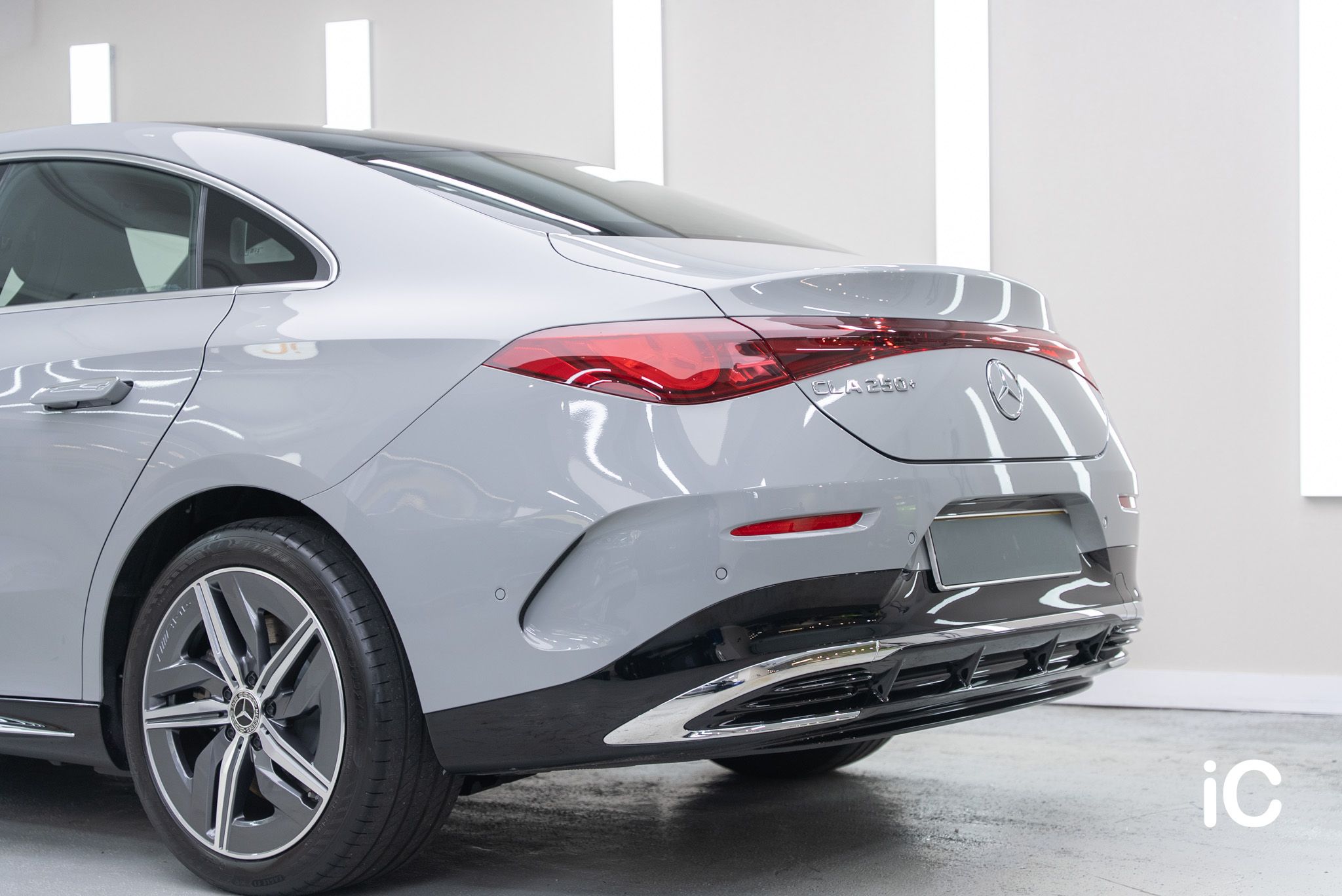 Mercedes-Benz CLA 鍍膜 施工作品