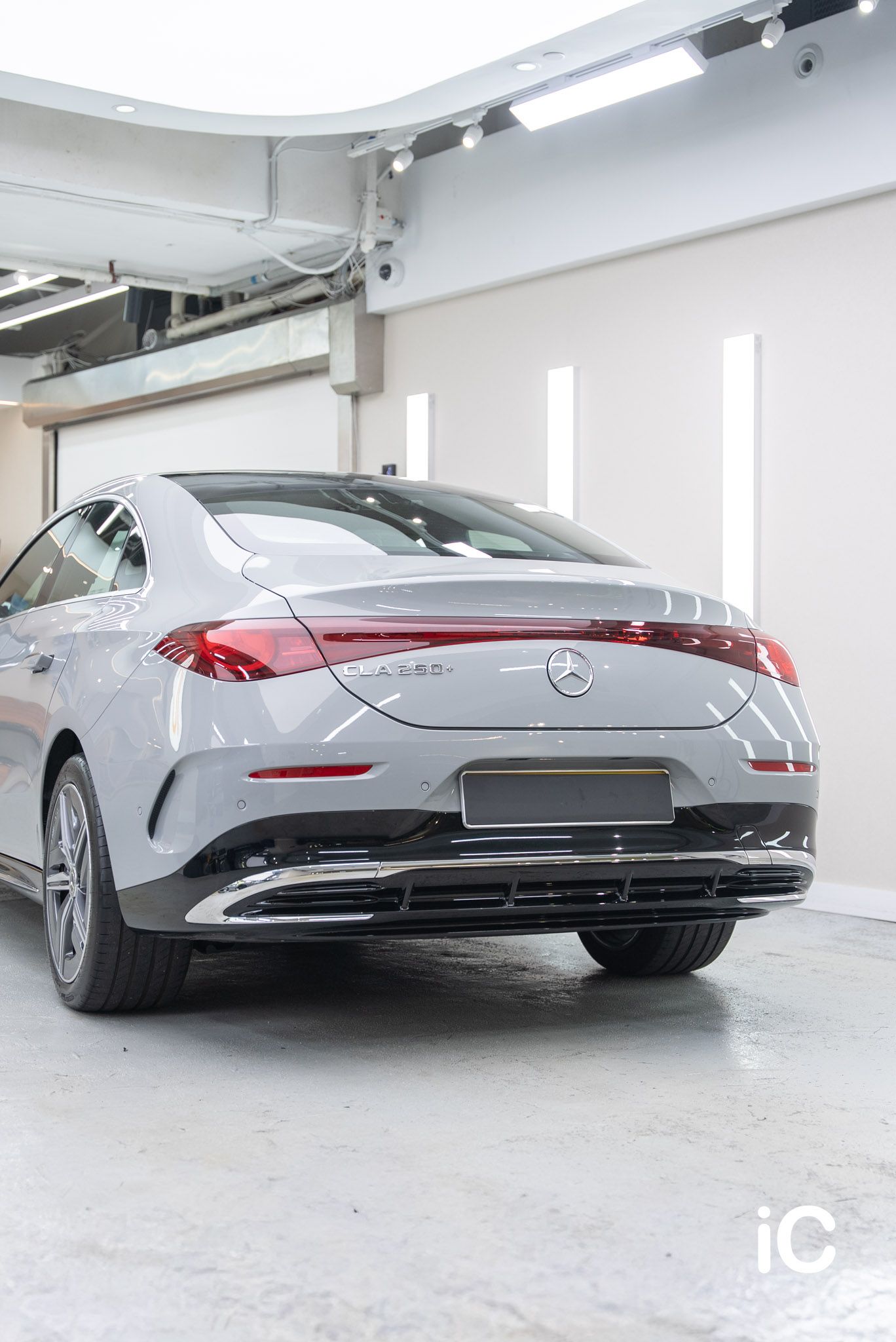 Mercedes-Benz CLA 鍍膜 施工作品