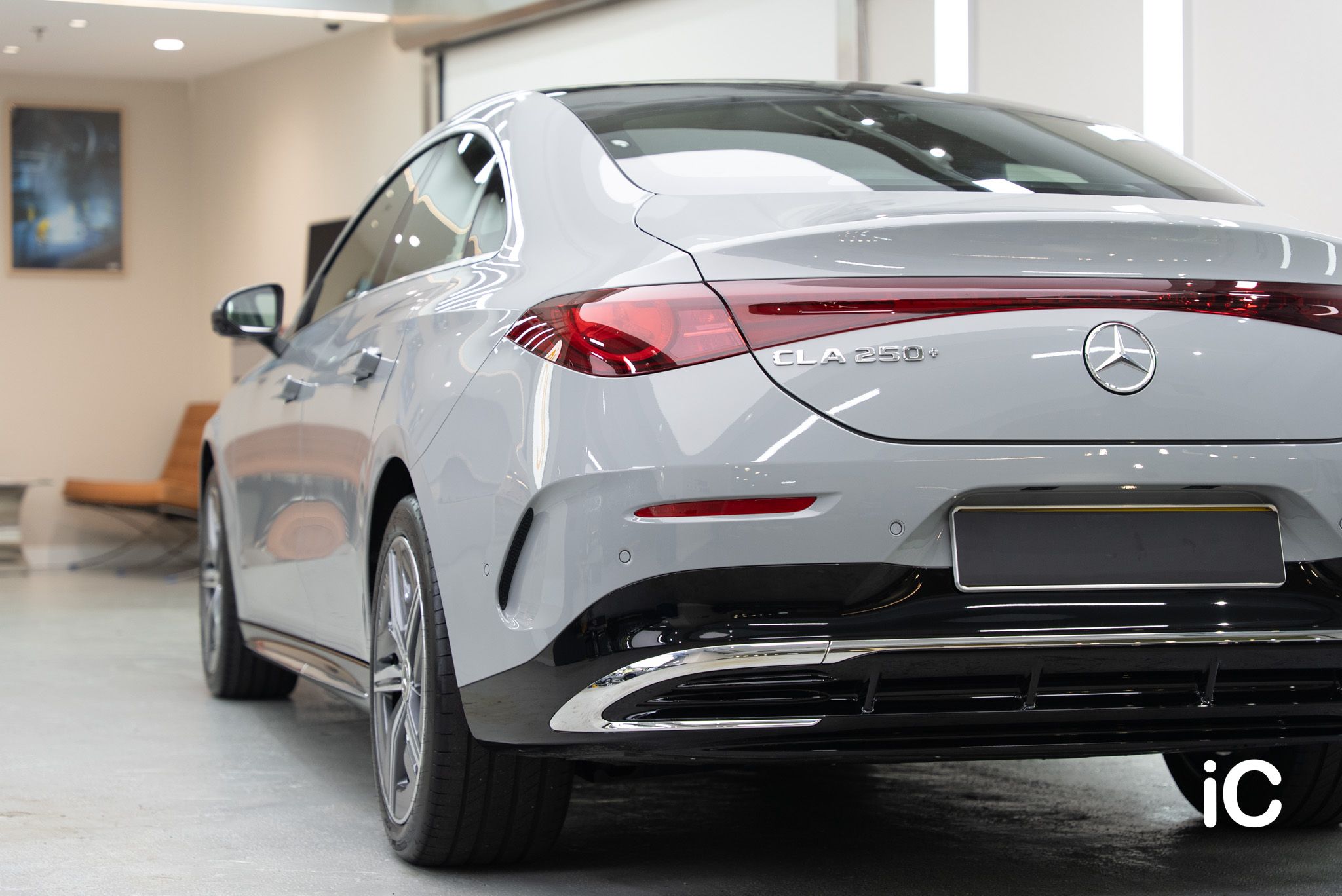 Mercedes-Benz CLA 鍍膜 施工作品