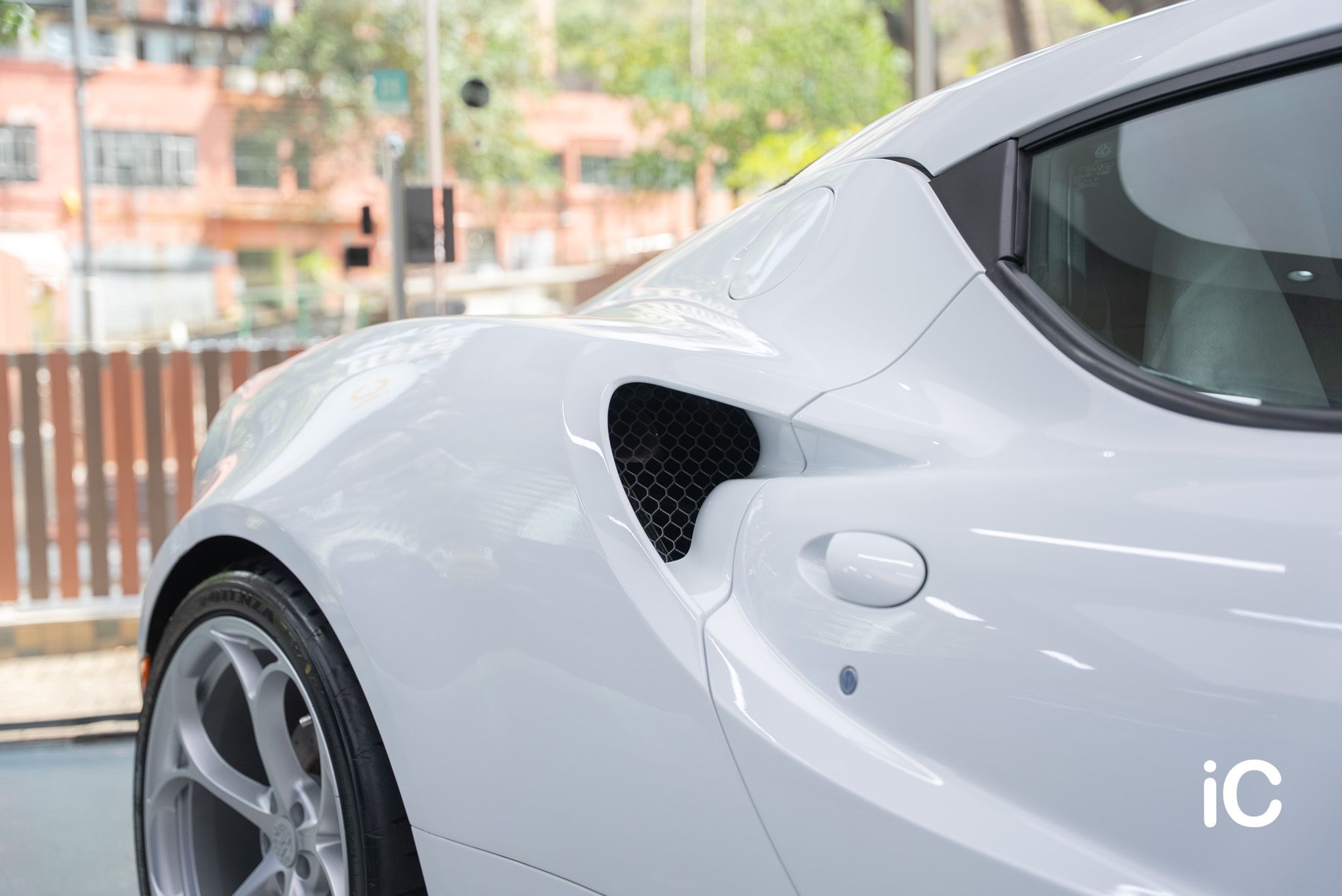 Alfa Romeo 4C 透明 PPF 施工作品