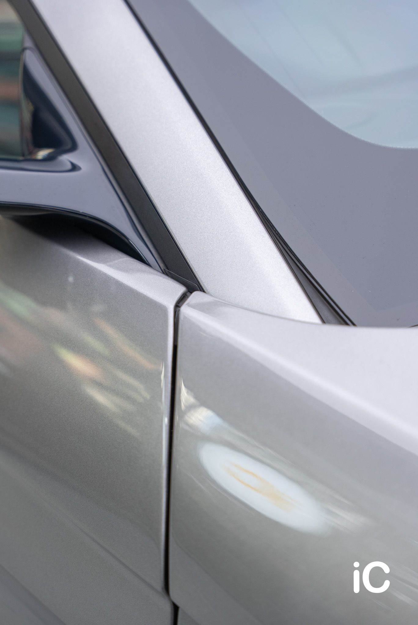 Aston Martin Vantage 透明 PPF 施工作品