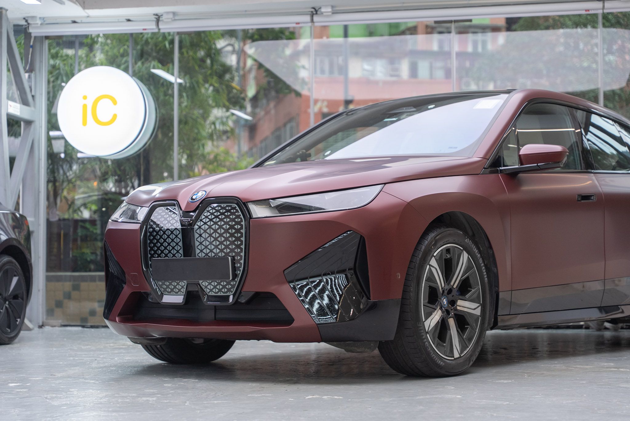 BMW iX 透明 PPF 施工作品