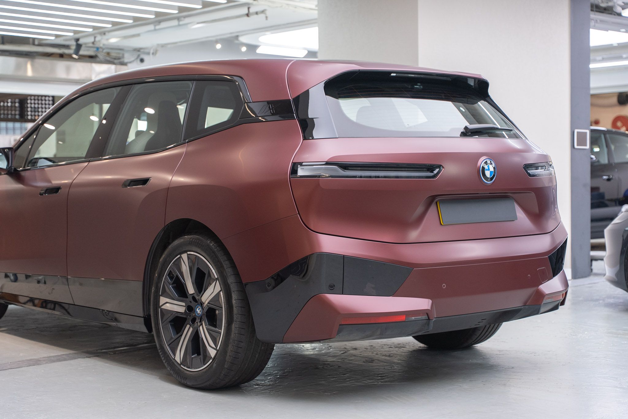 BMW iX 透明 PPF 施工作品