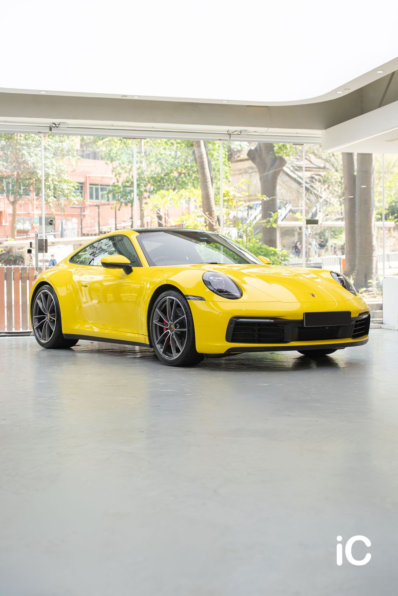 Porsche 911 透明 PPF 施工作品