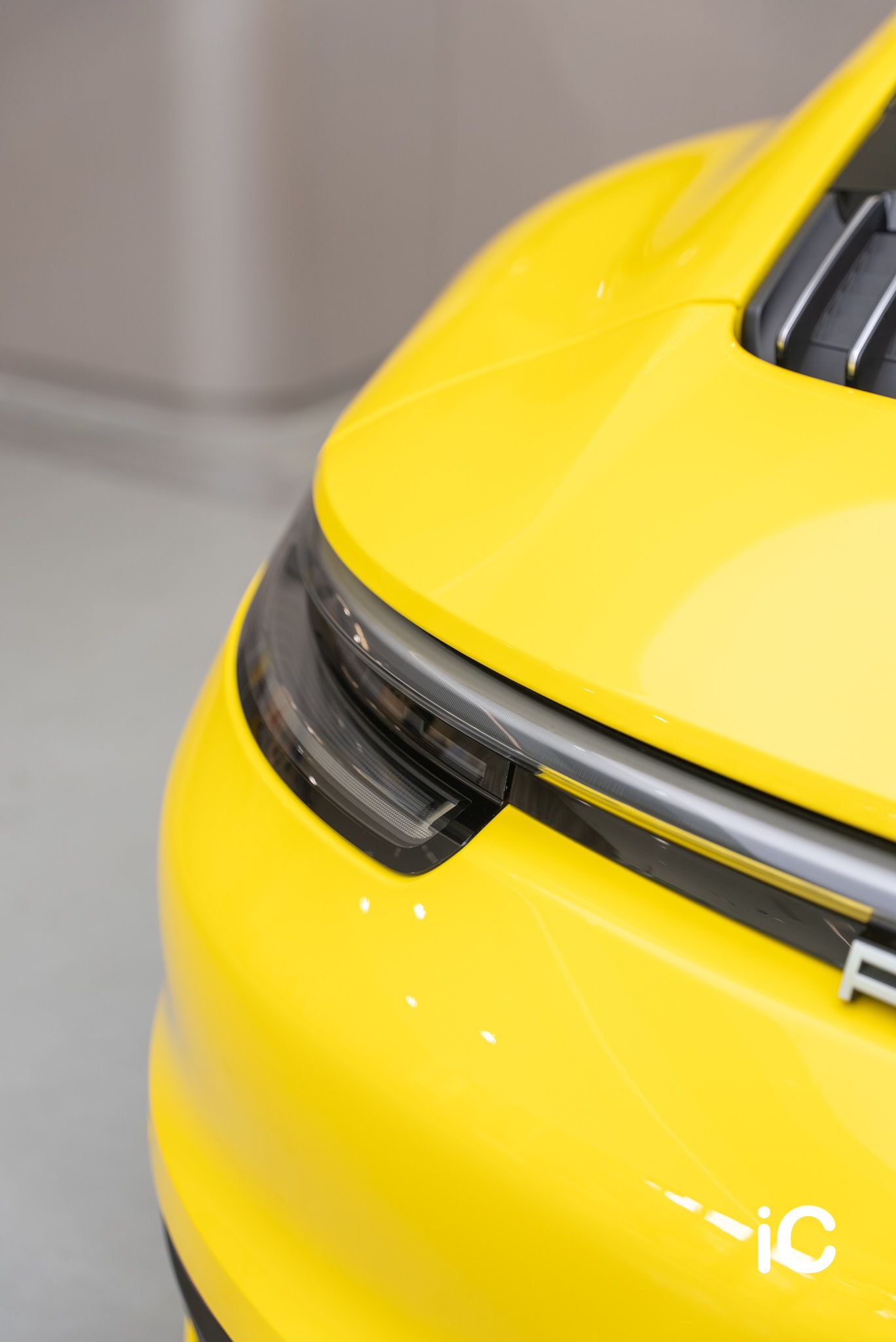 Porsche 911 透明 PPF 施工作品