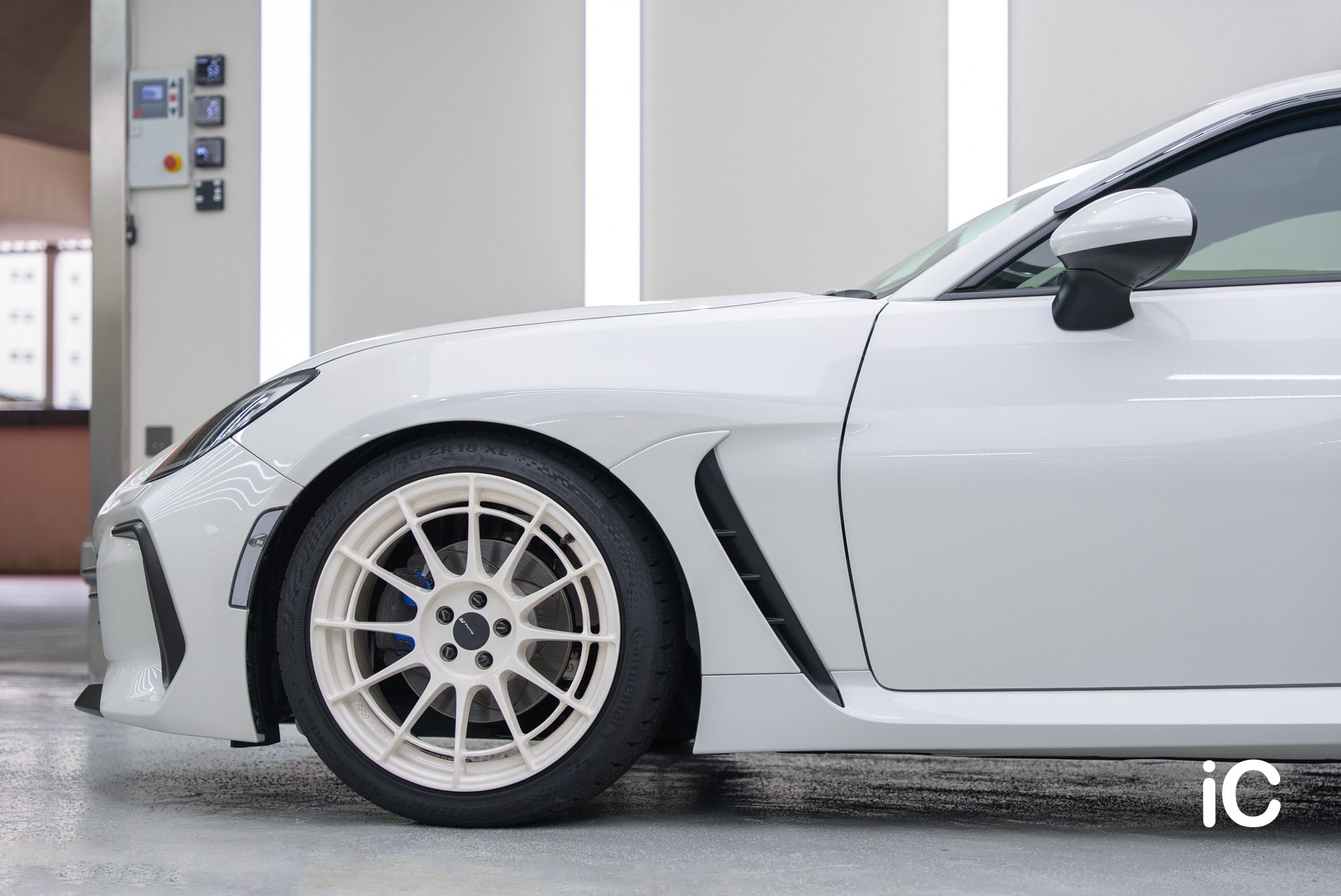 Subaru BRZ 鍍膜 施工作品