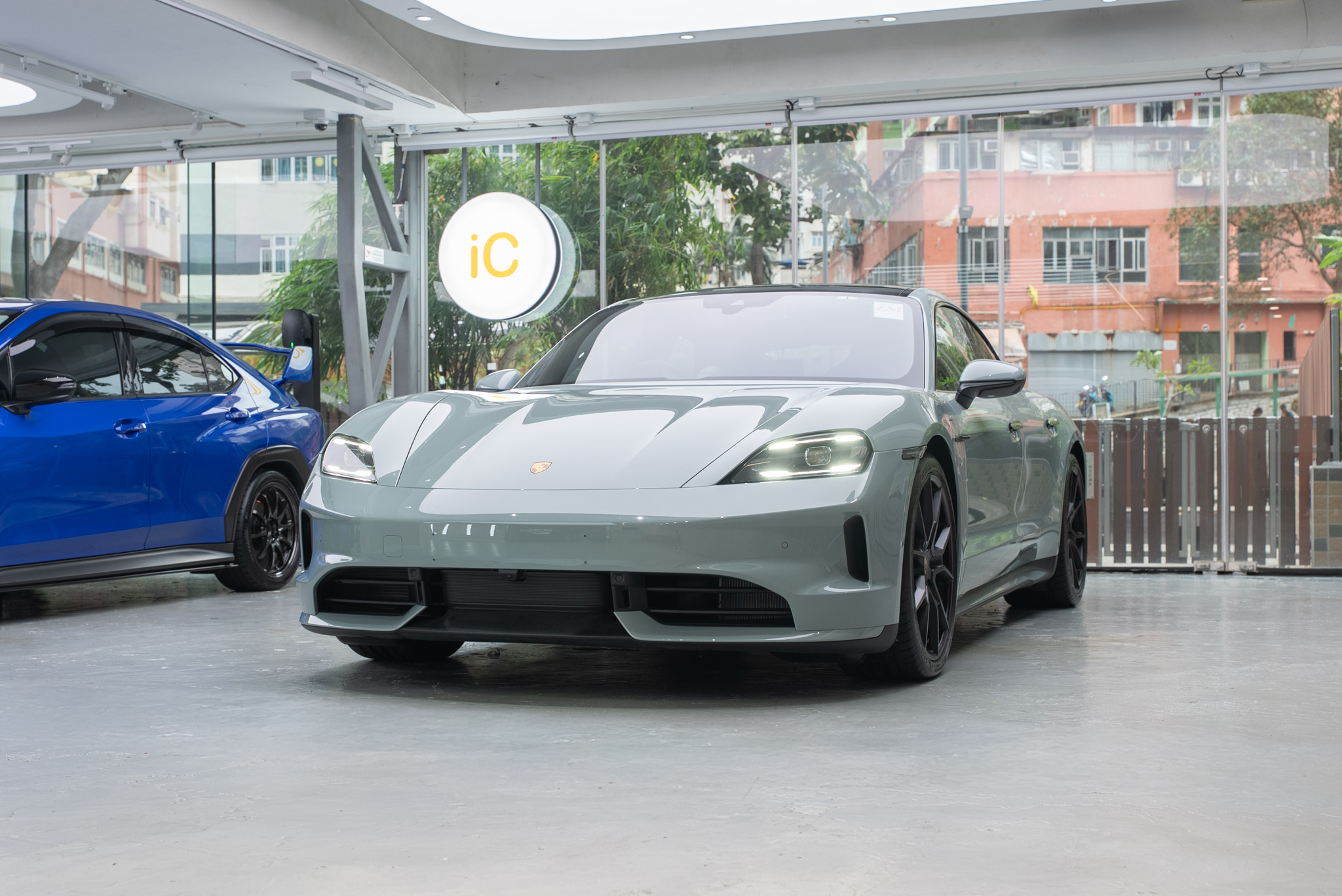 Porsche Taycan 透明 PPF 施工作品