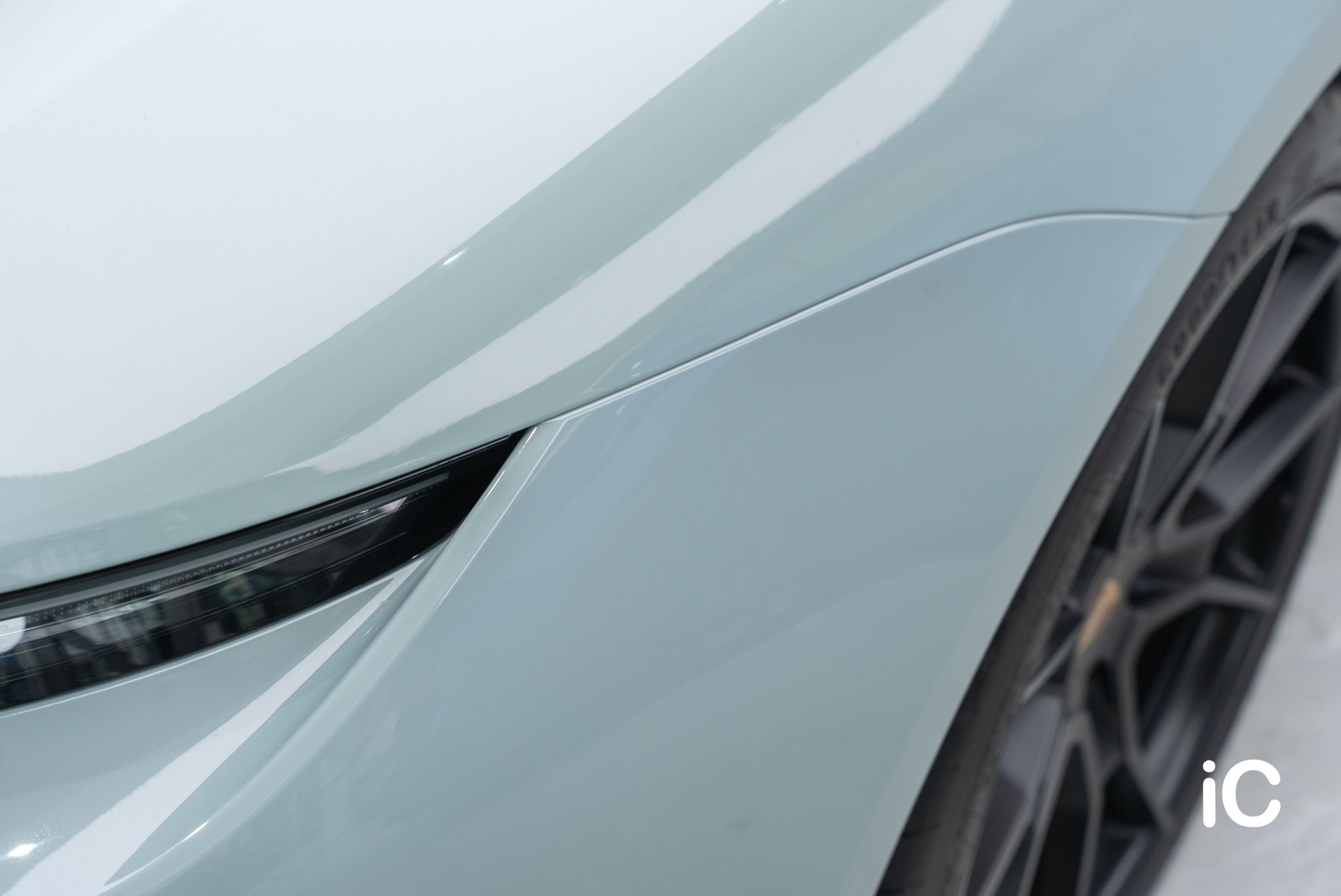 Porsche Taycan 透明 PPF 施工作品