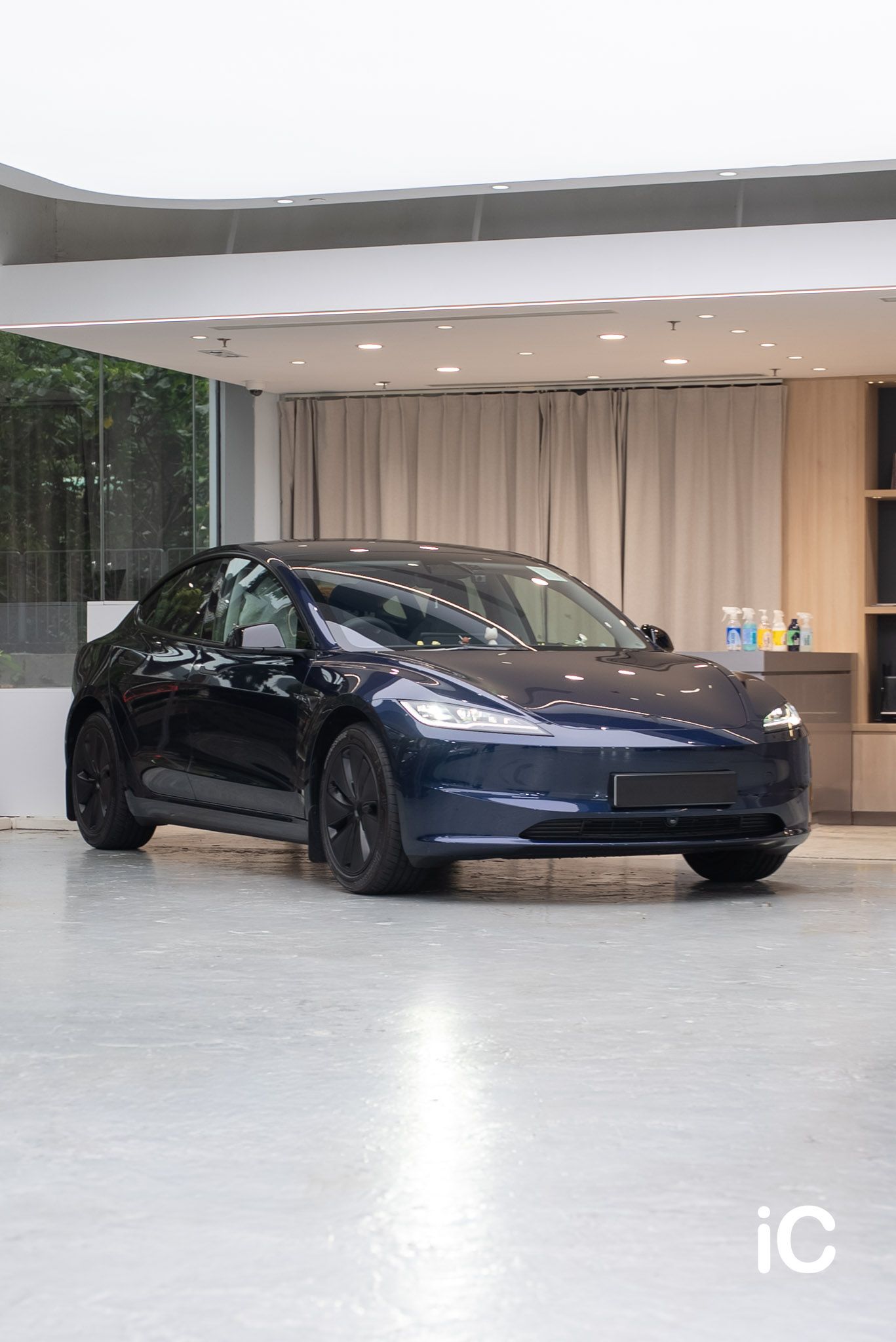 Tesla Model 3 透明 PPF 施工作品