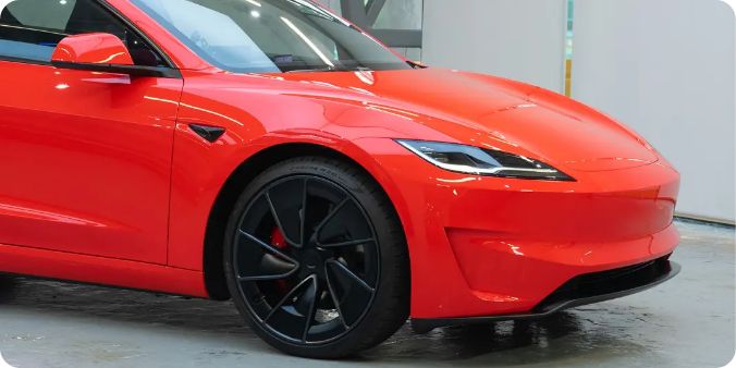 Tesla Model 3 Highland Ferrari Rosso Corsa