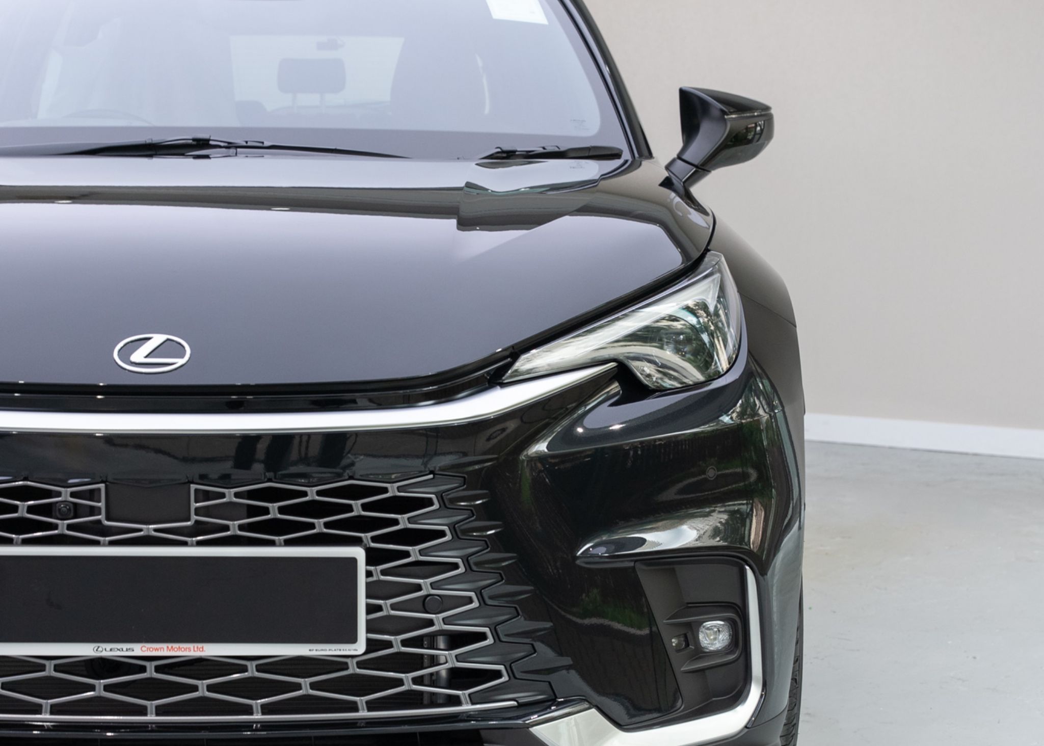 Lexus LBX with ULGO Black Infinity